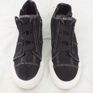 Blowfish wedge tennis shoes